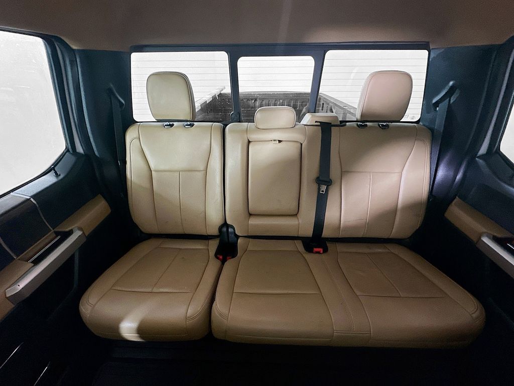 Used 2022 White Ford Lariat image 13