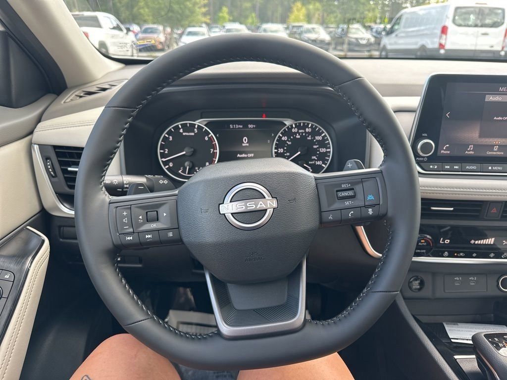 2025 Everest White Pearl Nissan Rogue SV FWD SUV