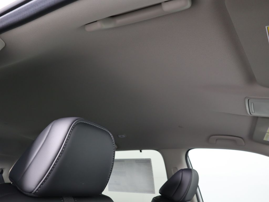 Thumbnail: 2025 Honda Pilot - 18