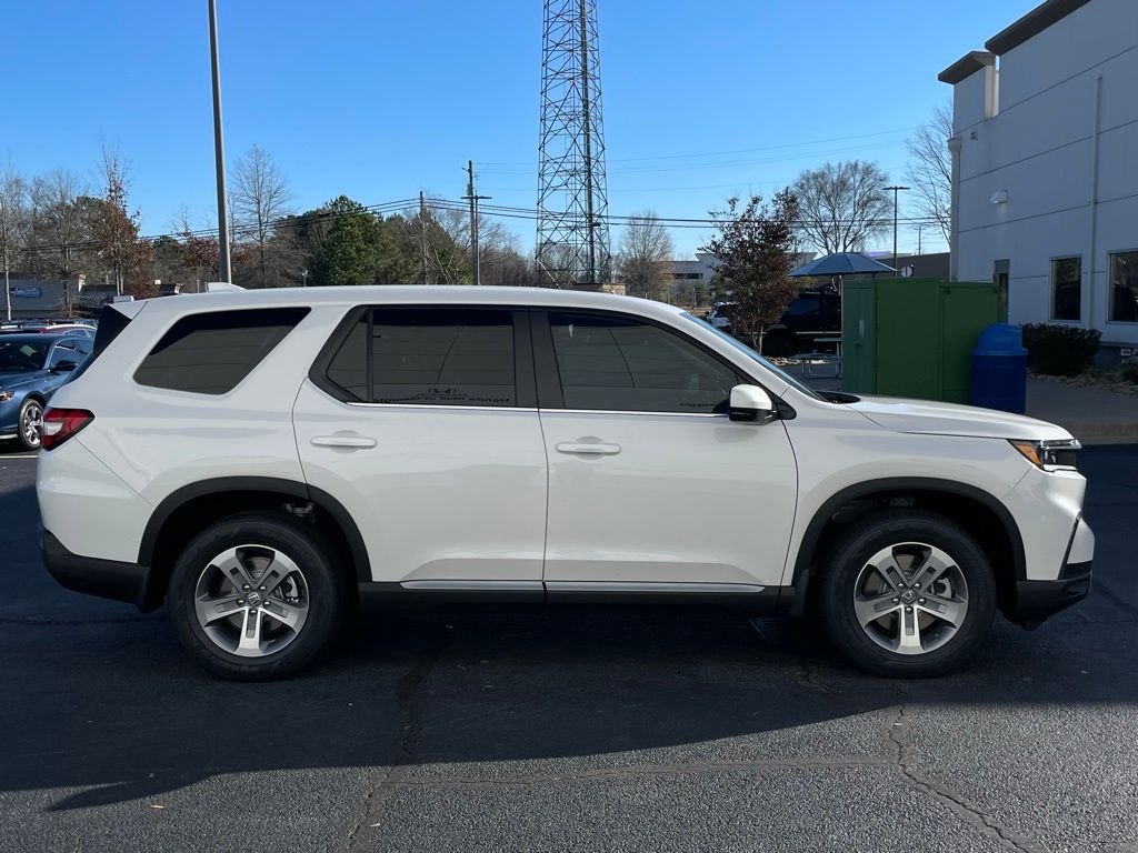 Thumbnail: 2025 Honda Pilot - 7