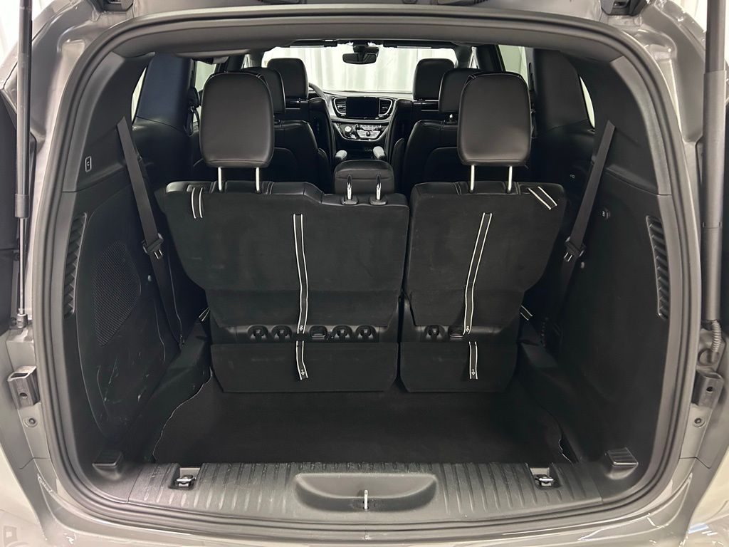 used 2023 Chrysler Pacifica car, priced at $34,450
