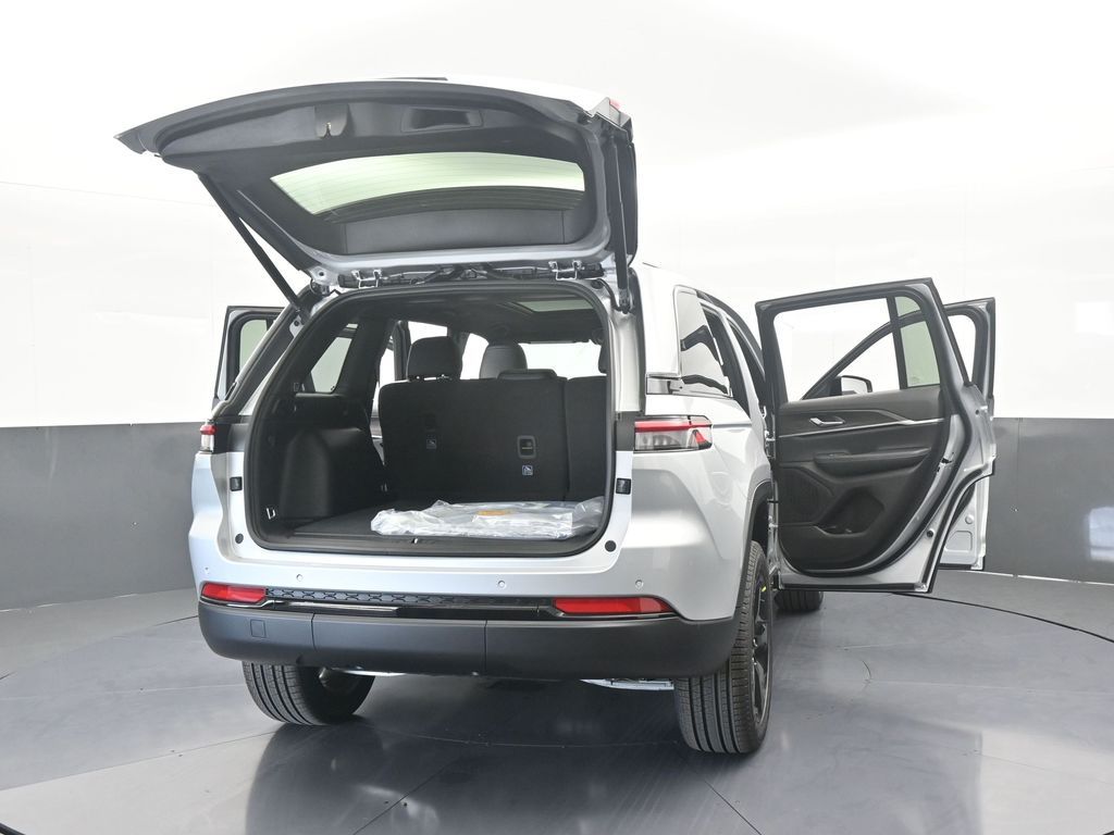 New 2025 Silver Zynith Jeep Limited image 70