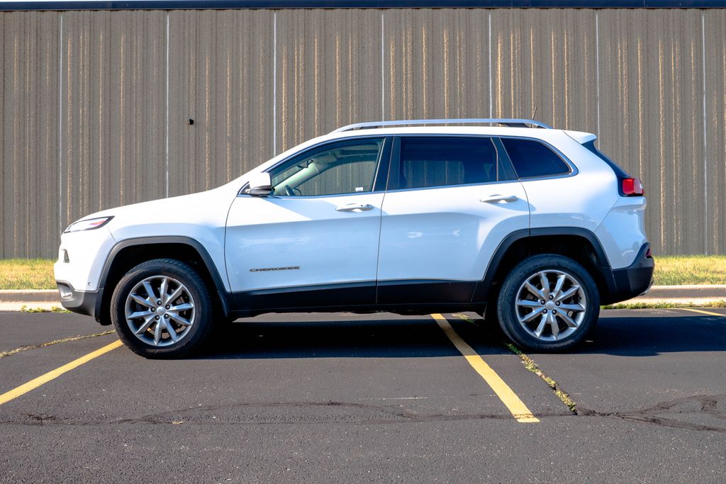 Used 2017 Jeep Cherokee SUV
