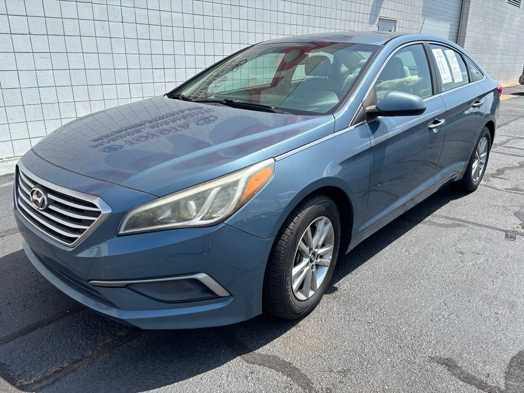  2016 Hyundai Sonata SE FWD   