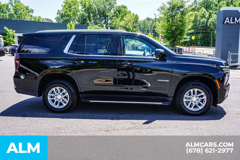 Used 2025 Black Chevrolet LT image 9