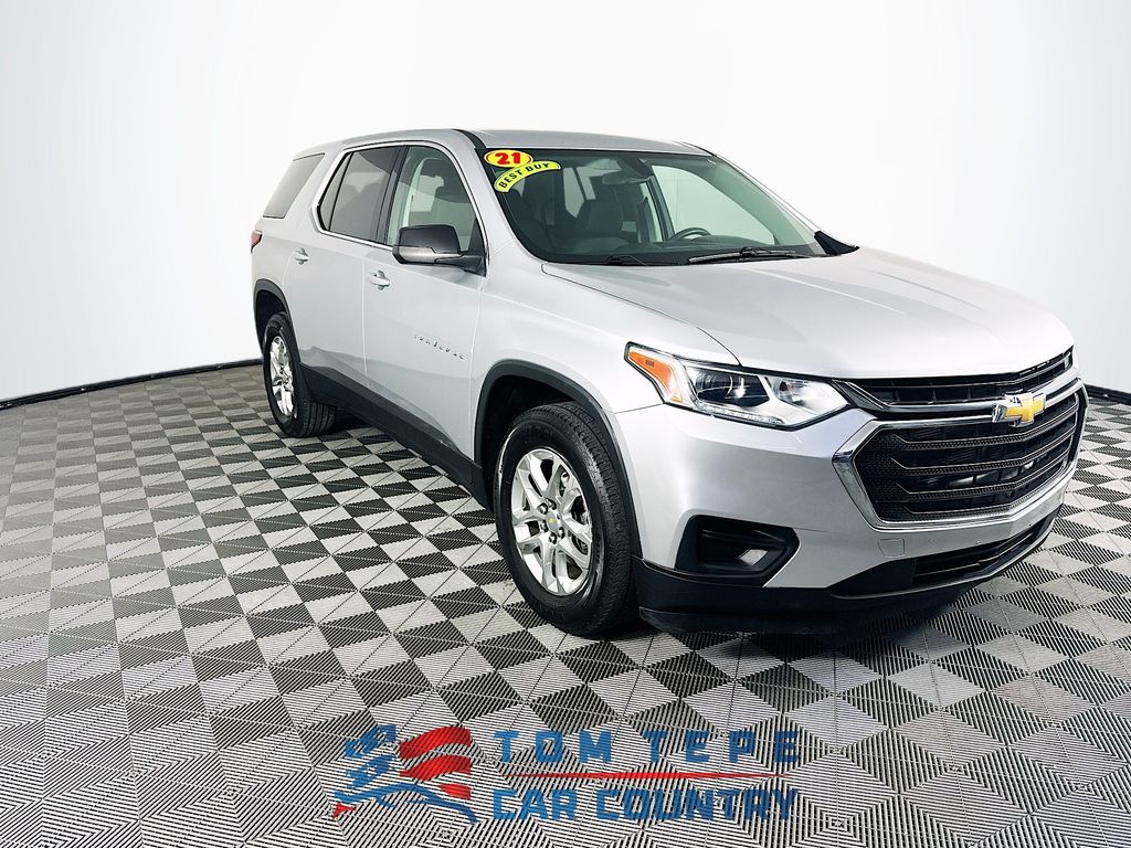 Silver Ice Metallic 2021 Chevrolet Traverse SUV / Crossover Front-Wheel Drive 9-Speed Automatic