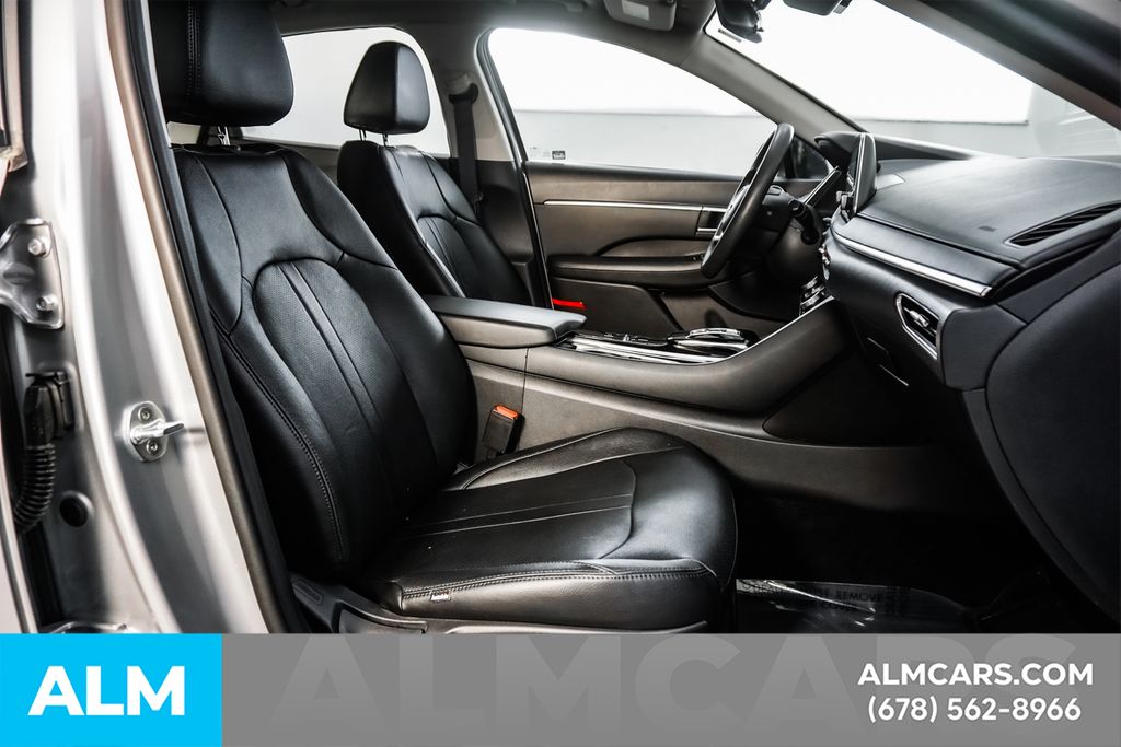 Used 2020 Silver Hyundai SEL image 19