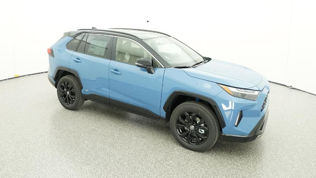 Thumbnail: 2025 Toyota RAV4 - 18