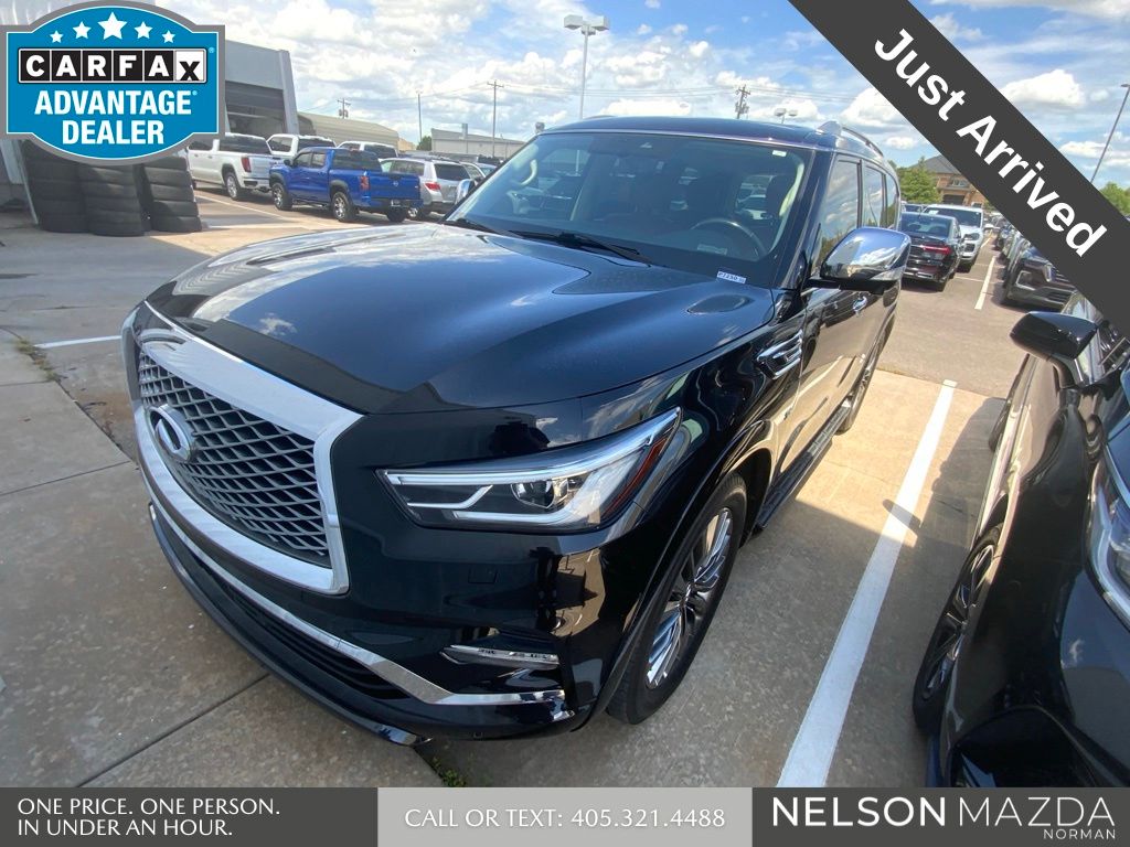 2018 INFINITI QX80 Deluxe Technology Package