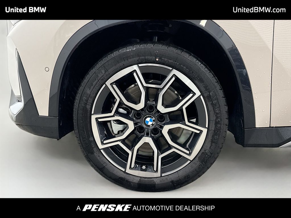 Thumbnail: 2026 BMW X1 - 2