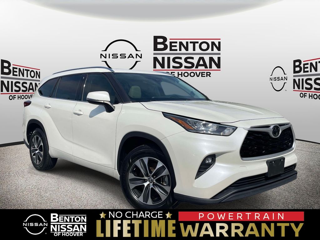 White (Blizzard Pearl) 2020 Toyota Highlander SUV / Crossover Front-Wheel Drive 8-Speed Automatic