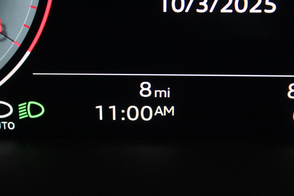 Thumbnail: 2026 Audi Q8 - 2