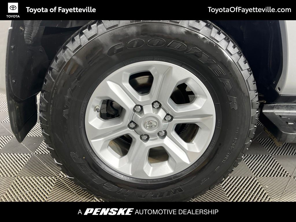 Thumbnail: 2021 Toyota 4Runner - 20