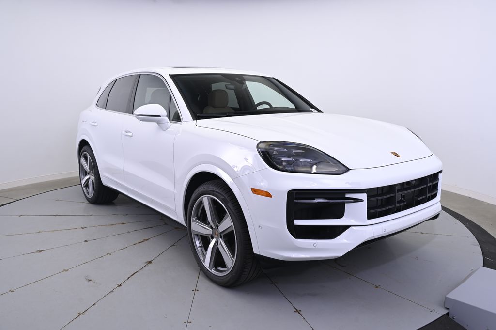 Thumbnail: 2025 Porsche Cayenne - 9
