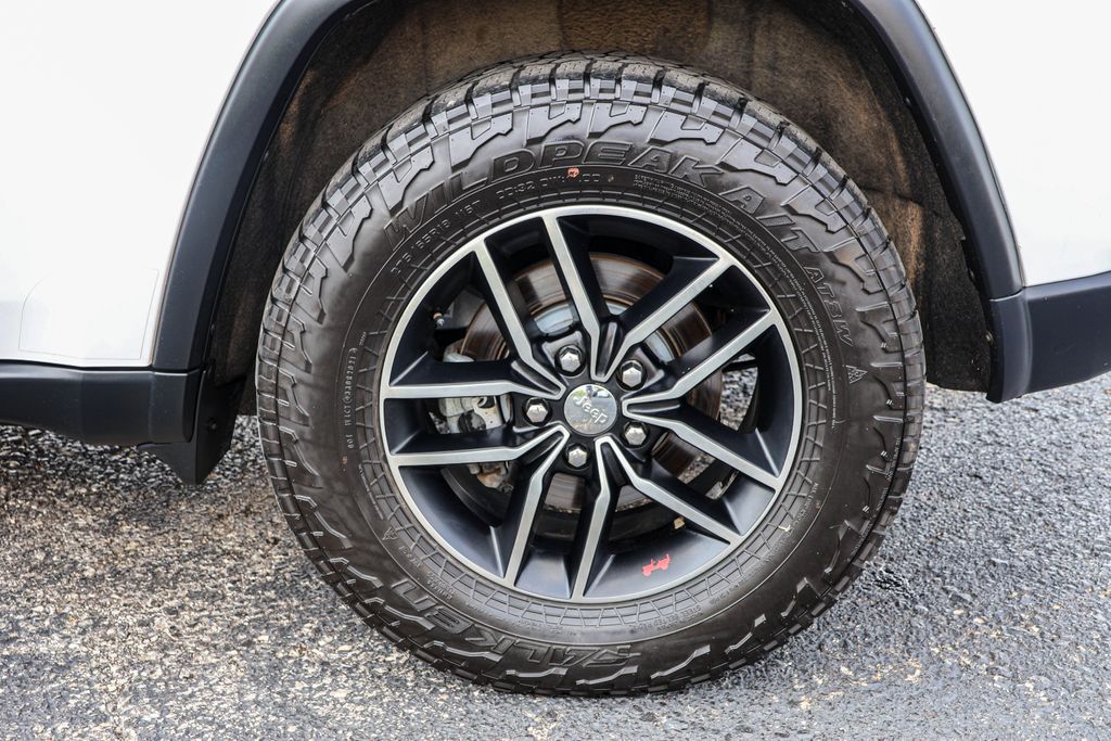 2018 Jeep Grand Cherokee Trailhawk 15