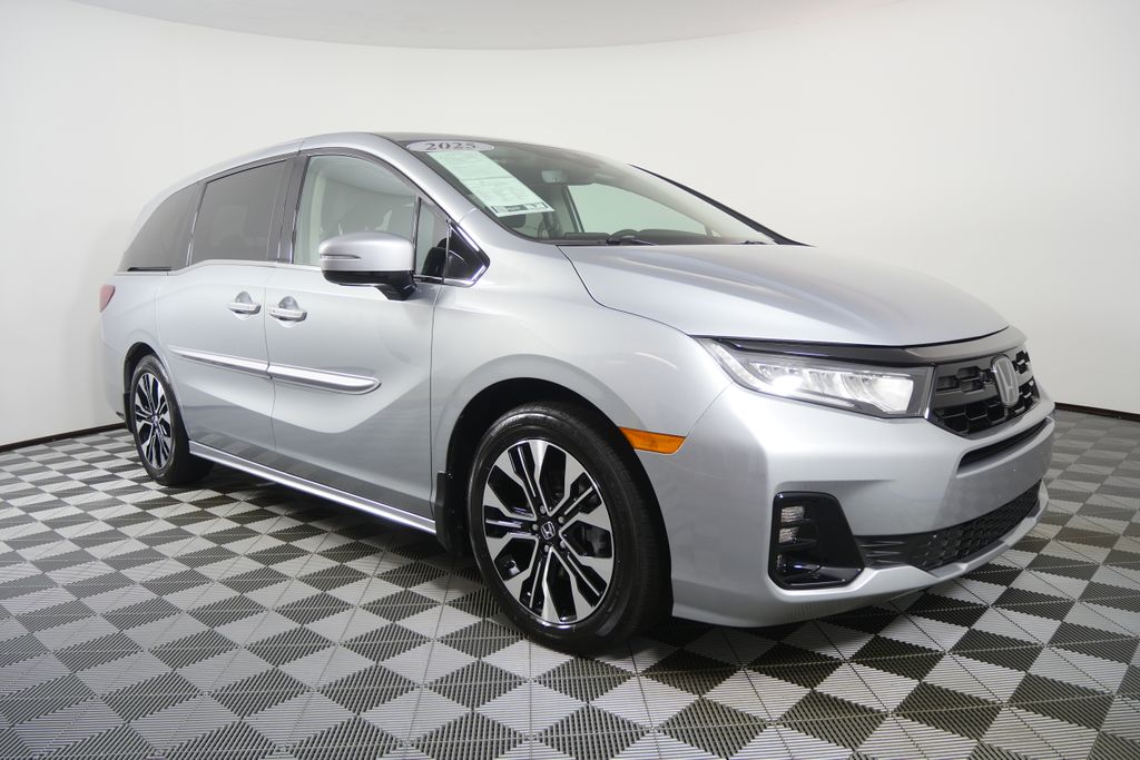 Thumbnail: 2025 Honda Odyssey - 7