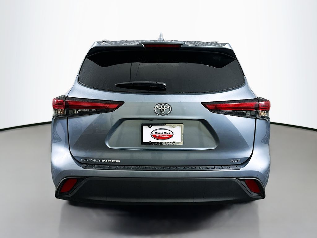 2023 Toyota Highlander XLE 6