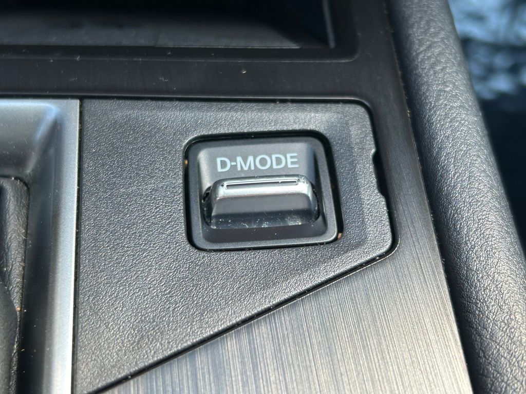 Used 2025 Nissan Kicks SUV