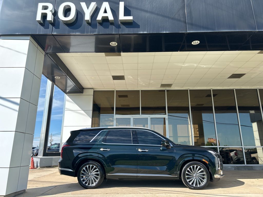Robust Emerald 2023 Hyundai Palisade Calligraphy AWD SUV / Crossover All-Wheel Drive 8-Speed Automatic