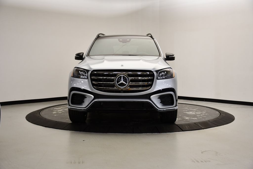 2025 Mercedes-Benz GLS 450 4MATIC 8