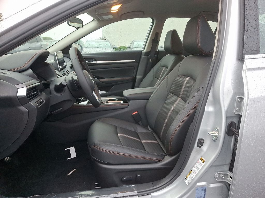 Thumbnail: 2025 Nissan Altima - 6