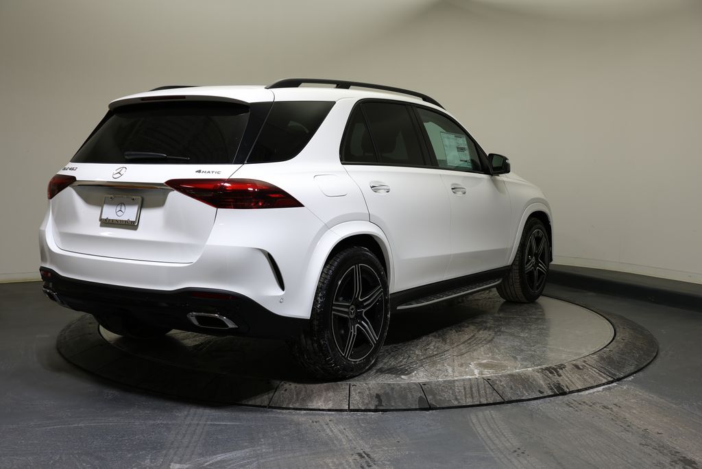 Thumbnail: 2026 Mercedes-Benz GLE - 7