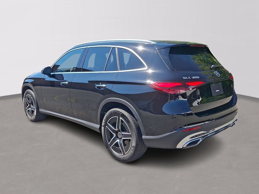 Thumbnail: 2026 Mercedes-Benz GLC - 6