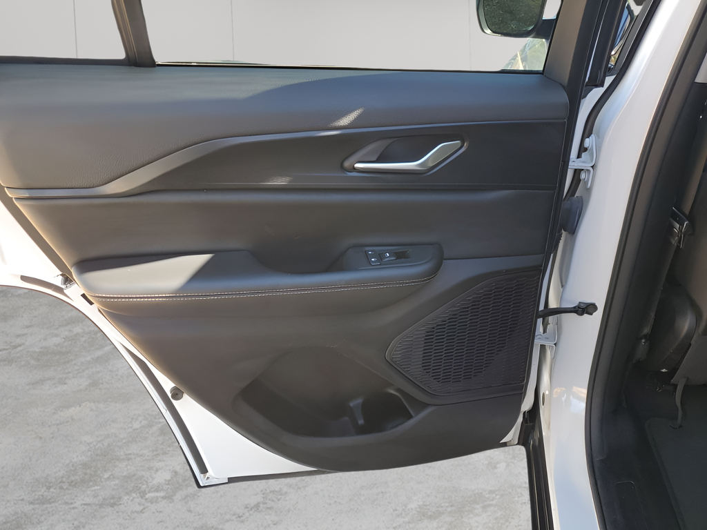 Used Car 2024 Jeep Grand Cherokee  Laredo For Sale Under $25,000 In Austin, Texas