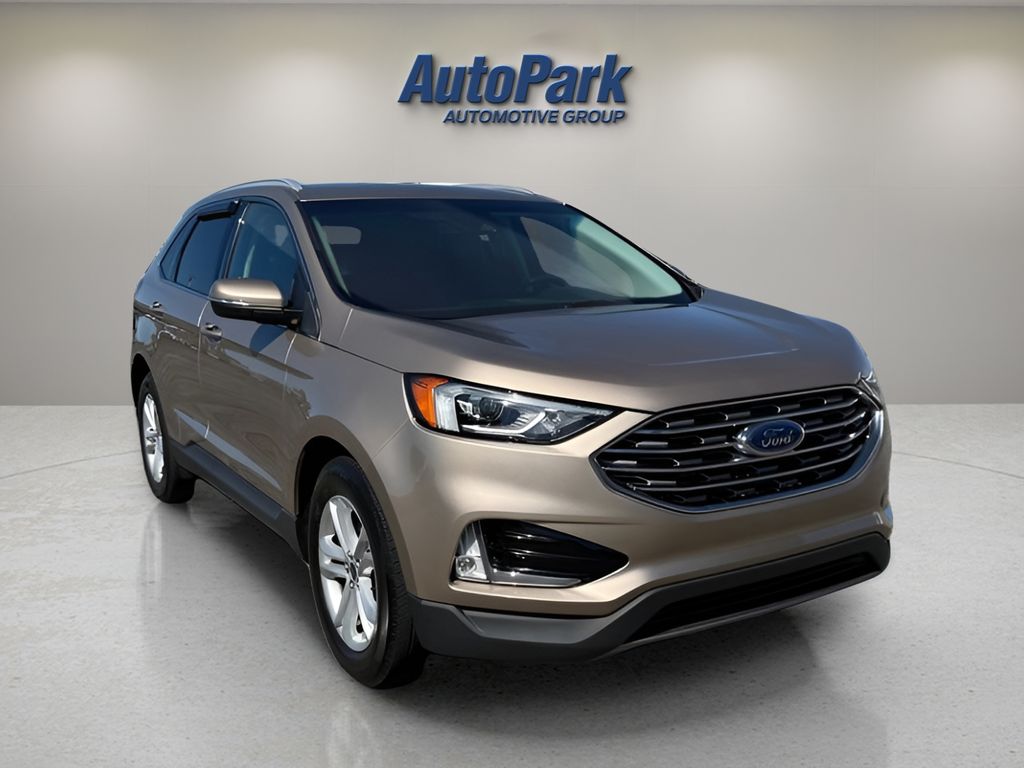Desert Gold Metallic 2020 Ford Edge SUV / Crossover All-Wheel Drive 8-Speed Automatic
