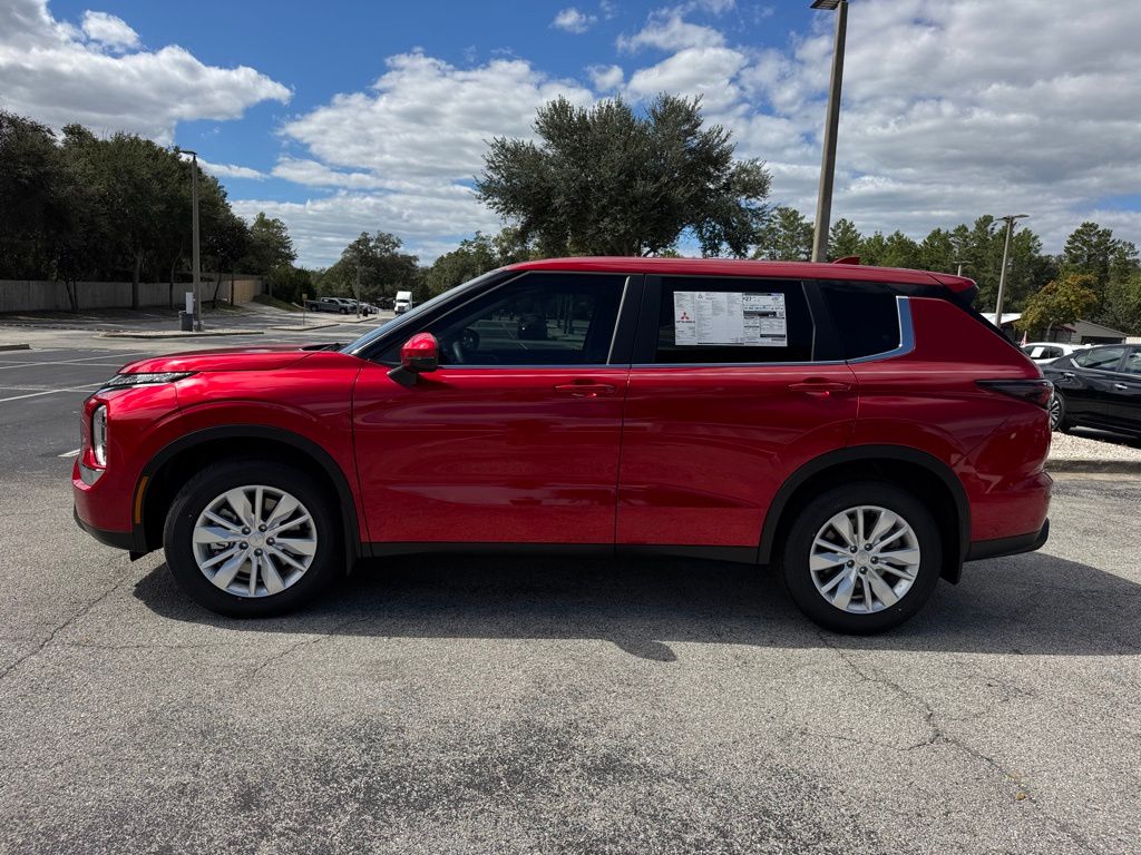 New 2025 Mitsubishi Outlander SUV