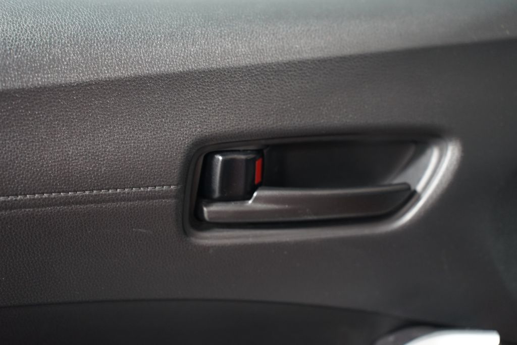 2022 Toyota Corolla Cross LE 30