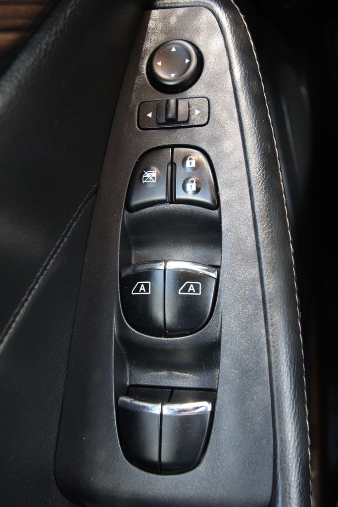 Used 2018 Nissan Maxima Sedan
