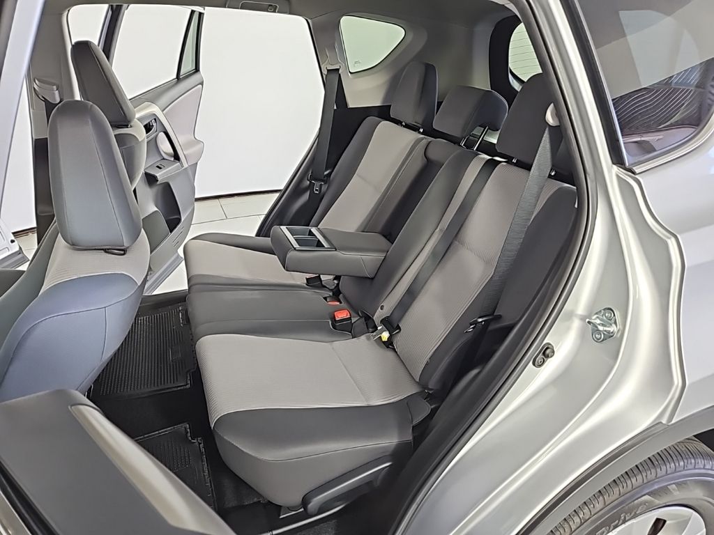 Thumbnail: 2015 Toyota RAV4 - 20