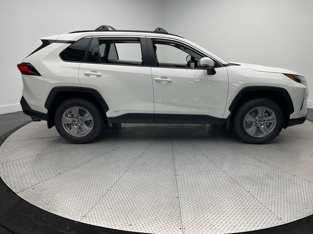 Thumbnail: 2025 Toyota RAV4 - 4