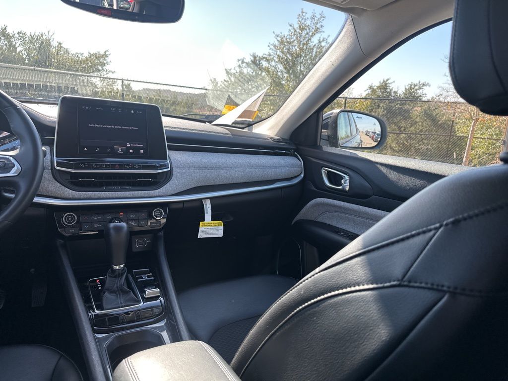 Used Car 2022 Jeep Compass  Latitude For Sale Under $20,000 In Austin, Texas