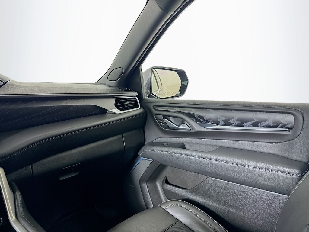 2022 GMC Yukon Denali photo