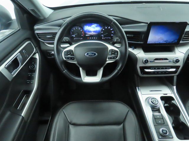 Thumbnail: 2023 Ford Explorer - 10