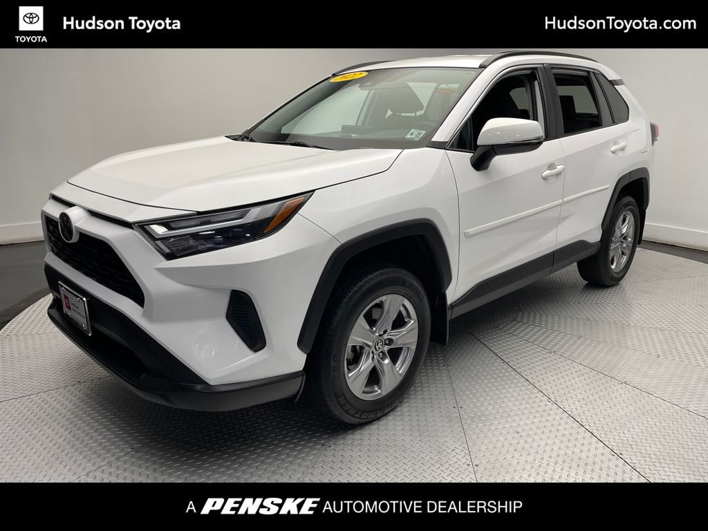 2022 Toyota RAV4 XLE Hero Image