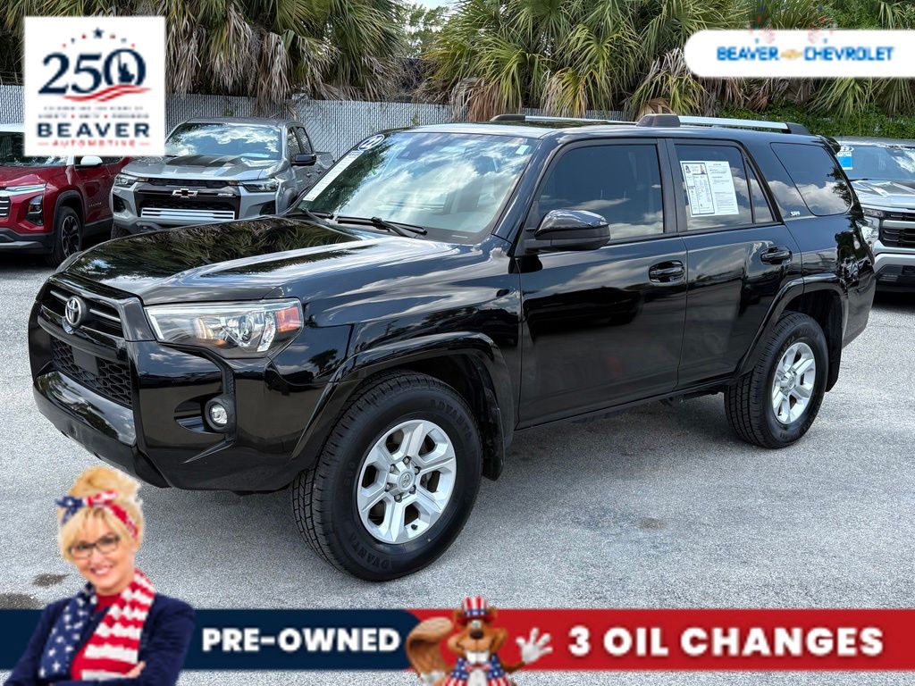 2022 Toyota 4Runner SR5 RWD