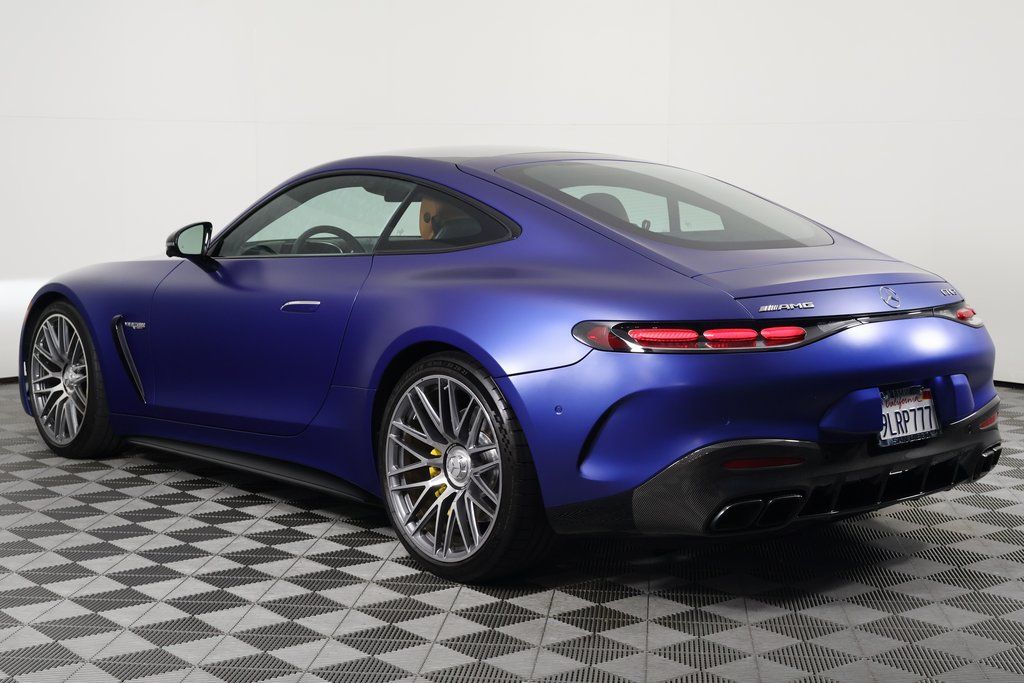 Thumbnail: 2024 Mercedes-Benz AMG GT - 6
