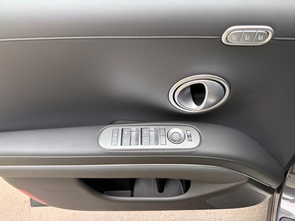 New 2026 Gray Hyundai Calligraphy image 11