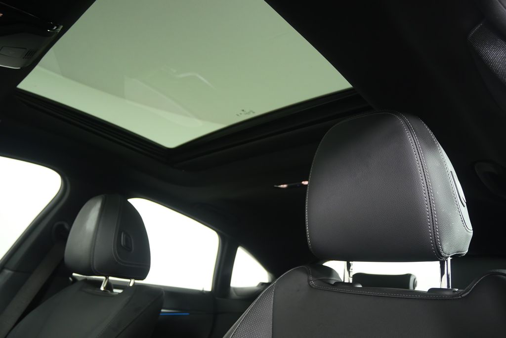 Thumbnail: 2025 BMW 4 Series - 12