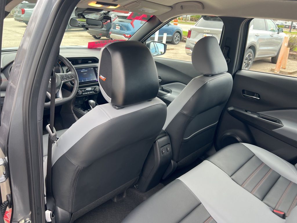 2024 Nissan Kicks SR photo