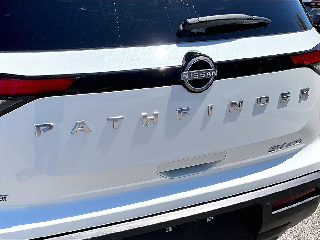 2023 Nissan Pathfinder — photo 28