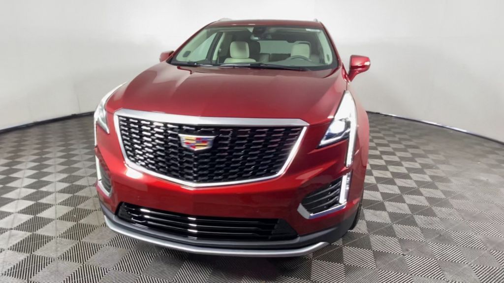 2025 Cadillac XT5 Premium Luxury 3