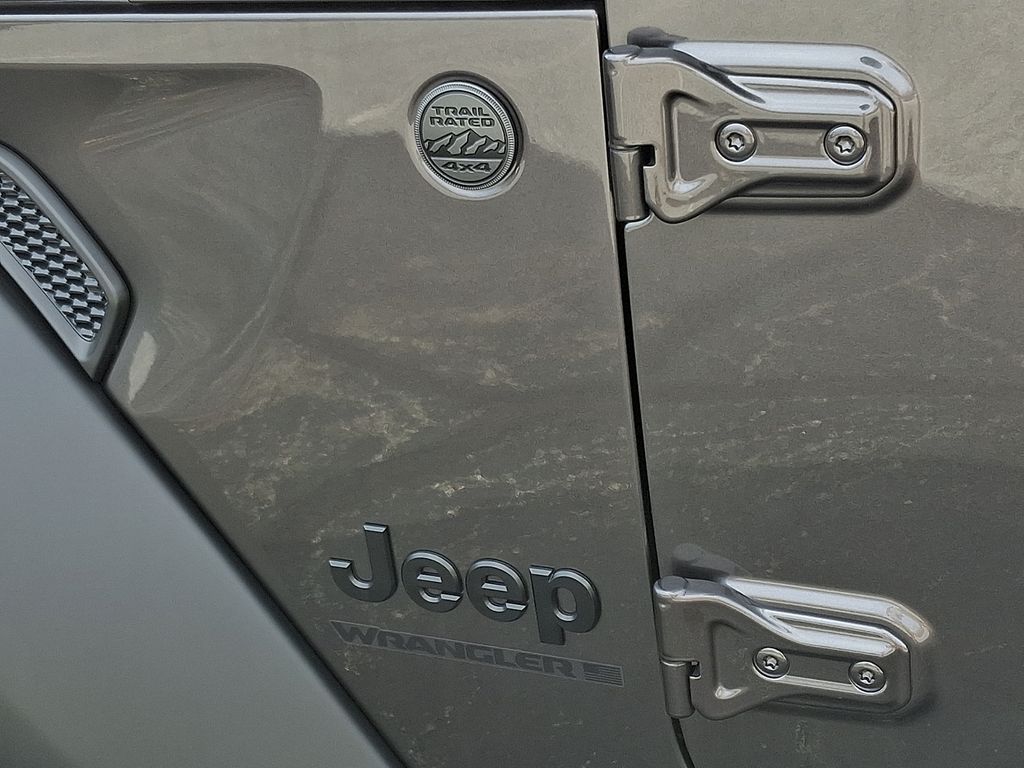 New 2026 Jeep Wrangler SUV