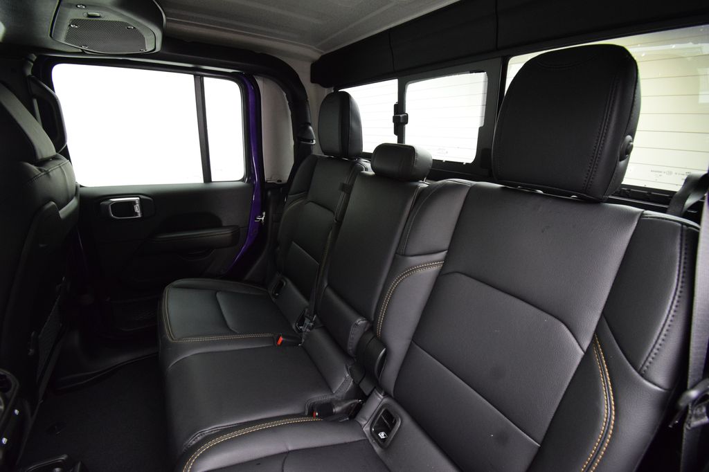 new 2026 Jeep Gladiator car, priced at $54,005