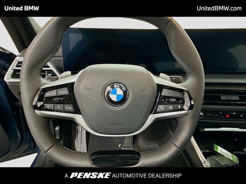 Thumbnail: 2025 BMW 3 Series - 6