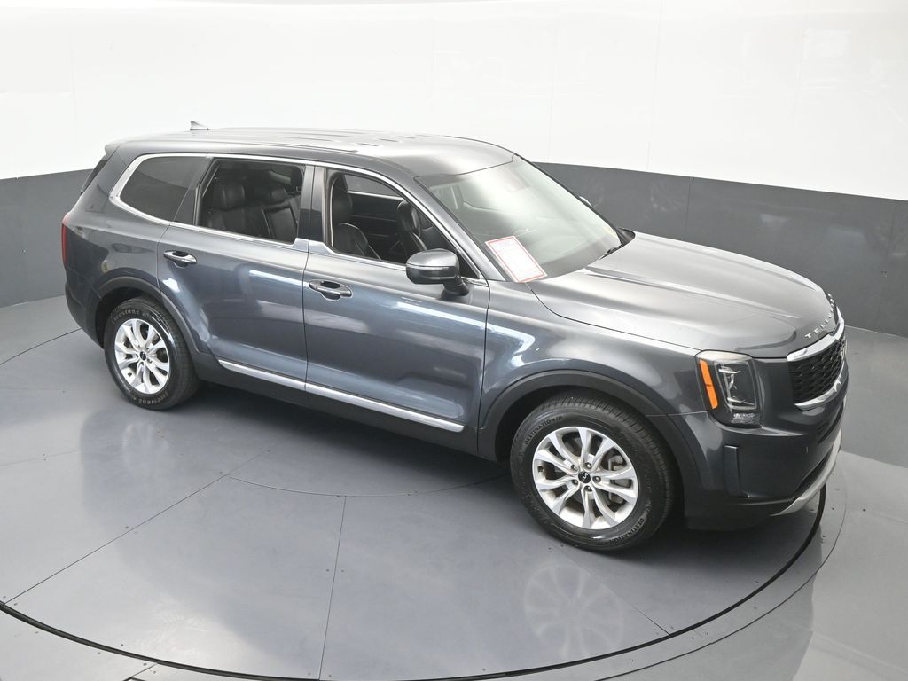 Used 2022 Gravity Gray Kia LX image 54