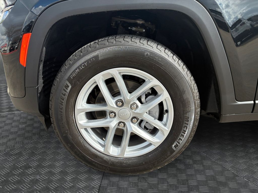 New Car 2025 Jeep Grand Cherokee  Laredo X For Sale Under $40,000 In Austin, Texas